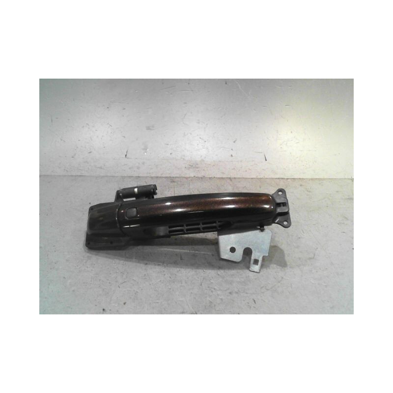 POIGNEE EXTERIEURE PORTE AVANT DROIT SUZUKI SWIFT