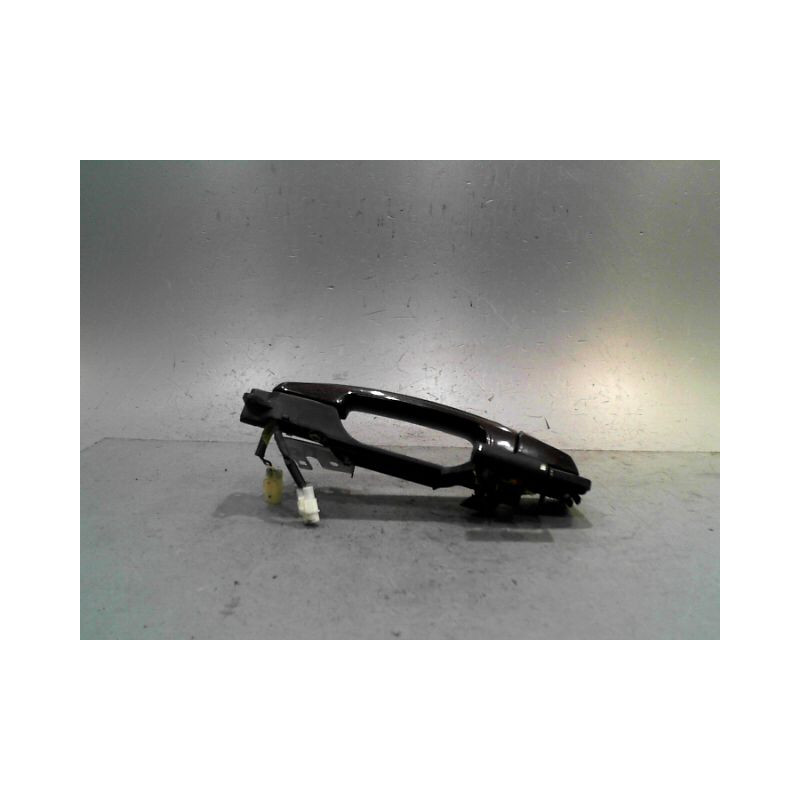 POIGNEE EXTERIEURE PORTE AVANT DROIT SUZUKI SWIFT
