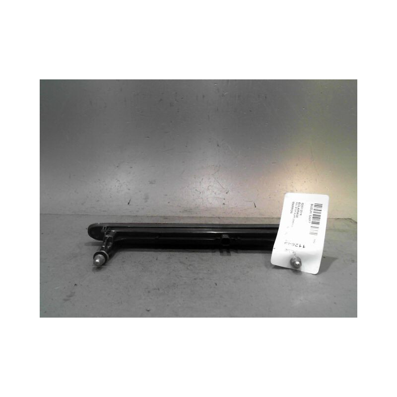 FEUX STOP SUPPLEMENTAIRE SUZUKI SWIFT