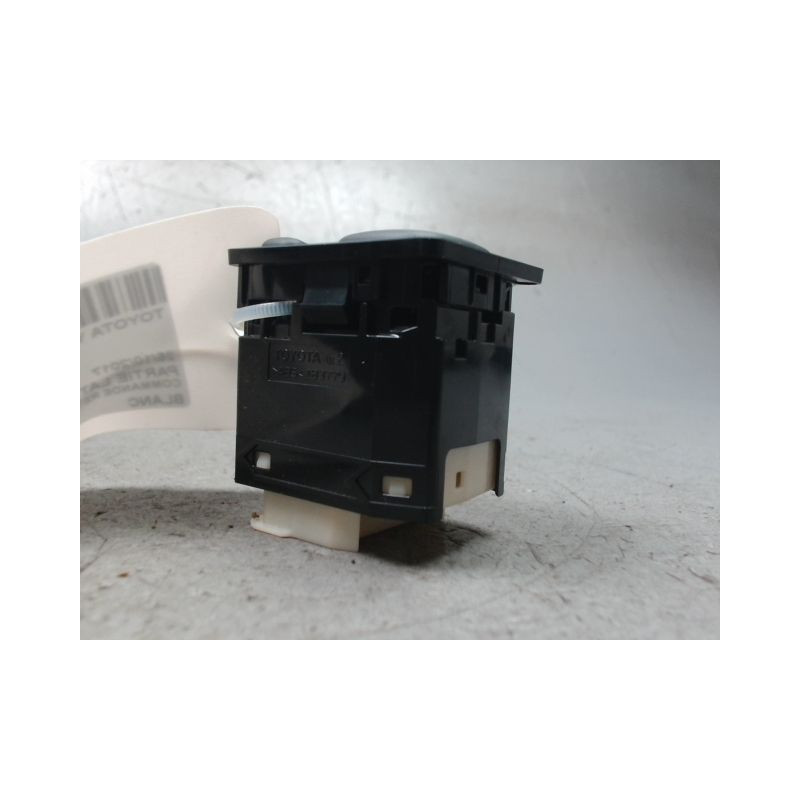 COMMANDE RETROVISSEUR EXTERIEUR ELECTRIQUE TOYOTA YARIS