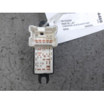 COMMANDE LEVE-GLACE PORTE AVD NISSAN MICRA