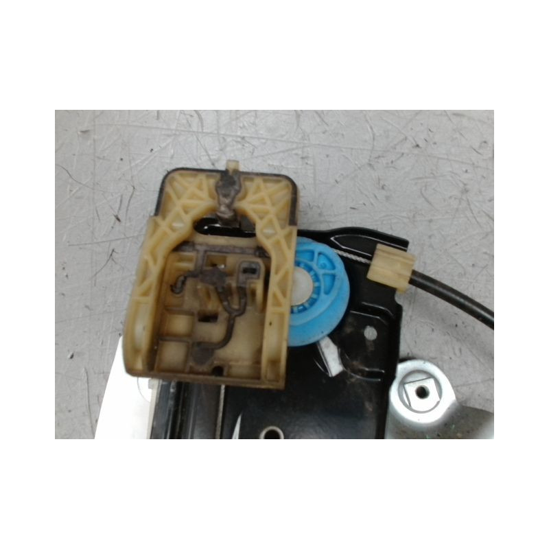 MECANISME+MOTEUR LEVE-GLACE AVANT GAUCHE OPEL ASTRA