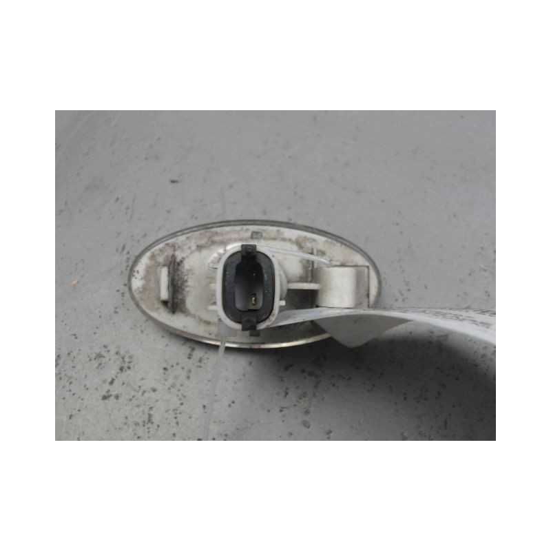 REPETITEUR AILE GAUCHE SUZUKI SWIFT