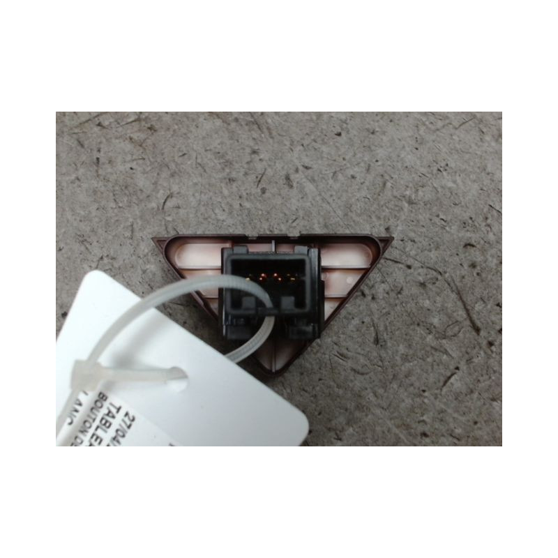 BOUTON DE WARNING RENAULT KOLEOS