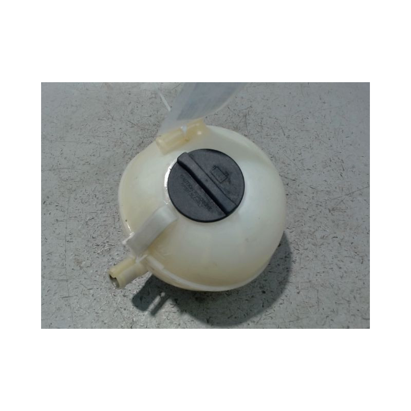 VASE EXPANSION MERCEDES VITO FOURGON
