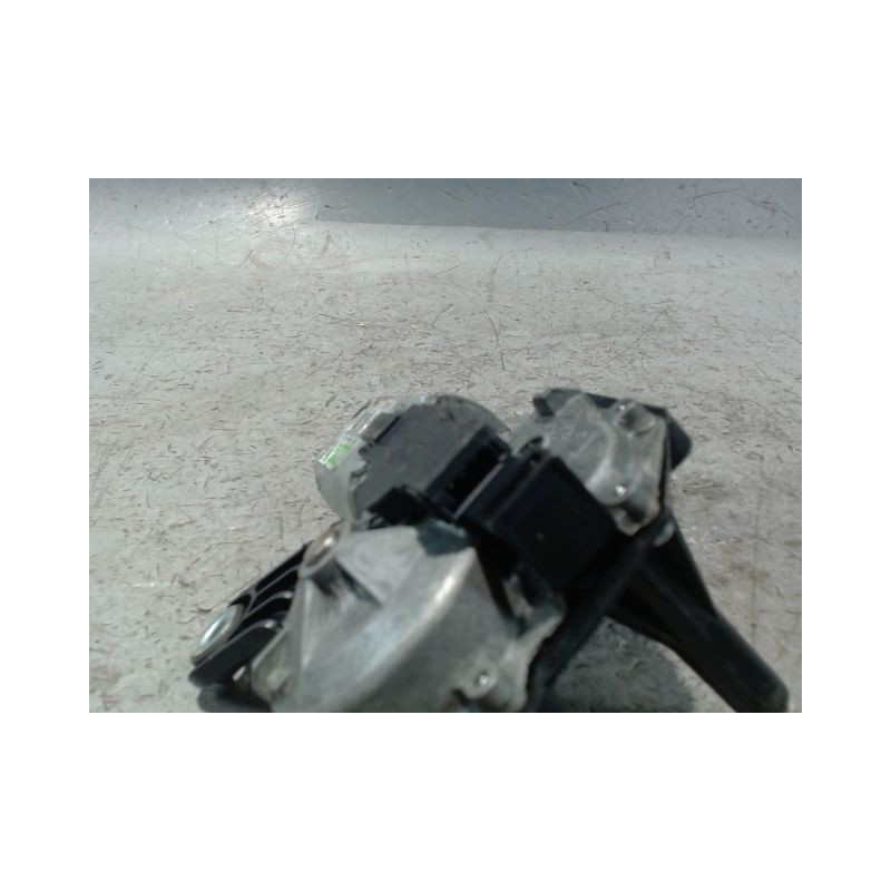 MOTEUR ESSUIE-GLACE ARRIERE OPEL CORSA 06-09