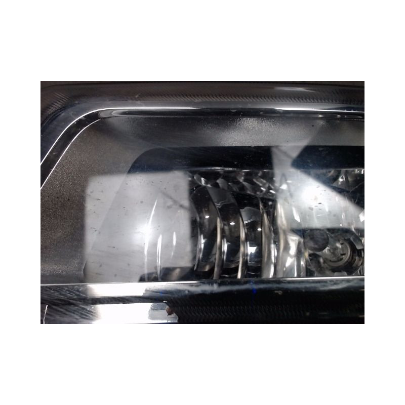 PHARE ANTIBROUILLARD AVANT GAUCHE VOLKSWAGEN POLO 2009-