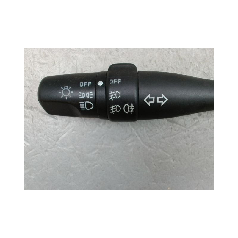 COMMANDE ECLAIRAGE NISSAN ALMERA TINO MONOSP. Phase 1 2000-2003
