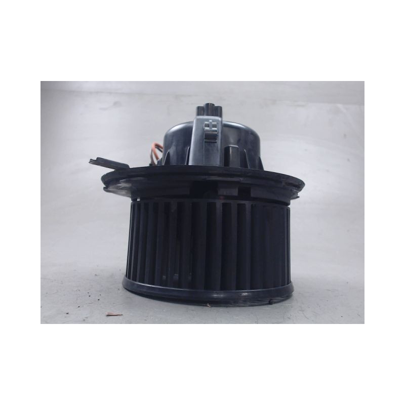 MOTEUR VENTILATEUR CHAUFFAGE VOLKSWAGEN TIGUAN