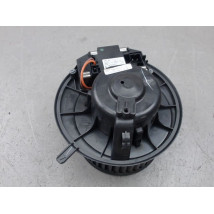 MOTEUR VENTILATEUR CHAUFFAGE VOLKSWAGEN TIGUAN