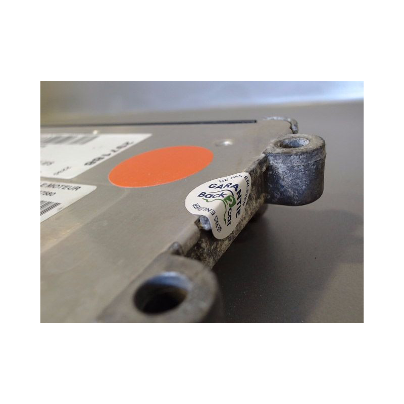 CALCULATEUR MOTEUR PEUGEOT 206