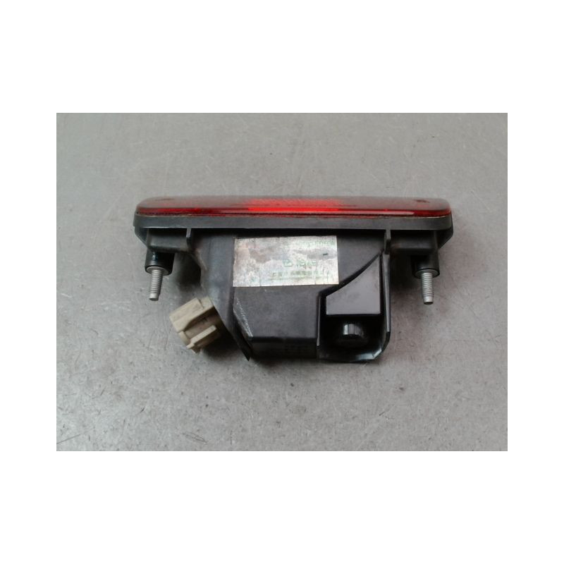 FEU BROUILLARD CENTRAL ARRIERE NISSAN JUKE Phase 1 2010-...