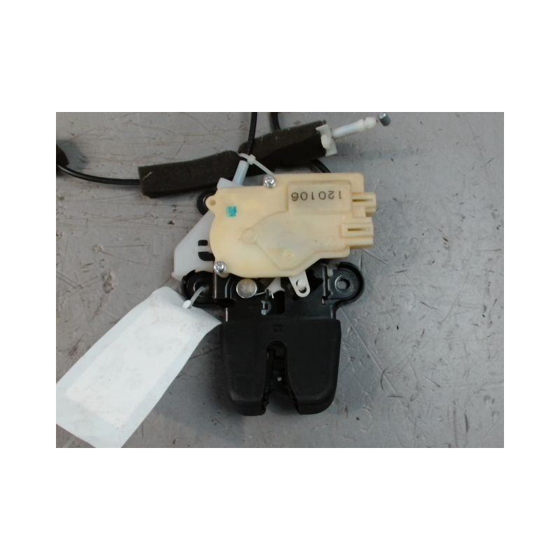 SERRURE HAYON  HONDA INSIGHT