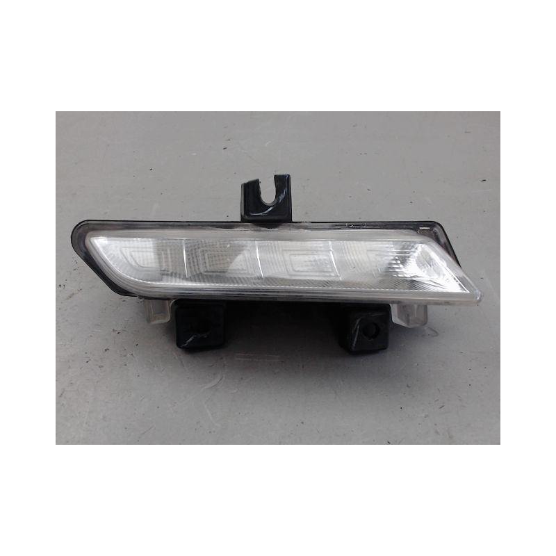 FEUX POSITION DROIT RENAULT CLIO