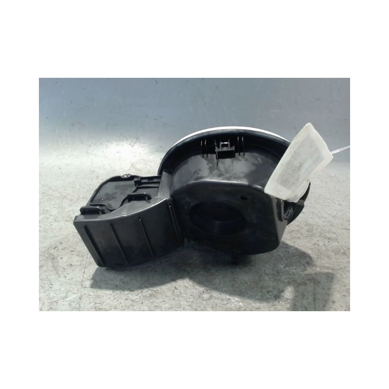 VOLET DE TRAPPE CARBURANT RENAULT MEGANE III 2008-