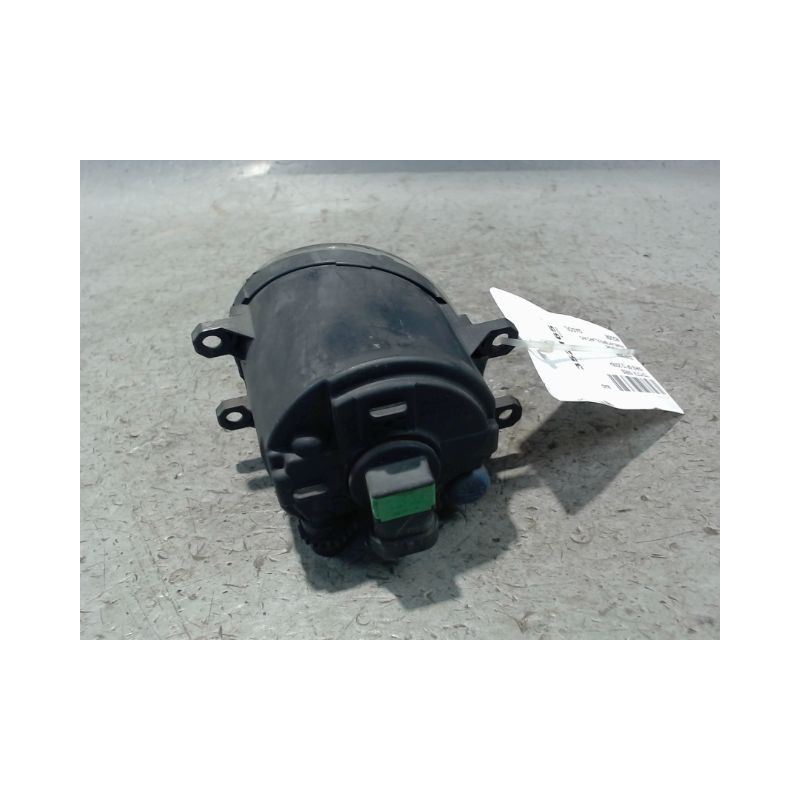 PHARE ANTIBROUILLARD AVANT DROIT TOYOTA YARIS 2005-