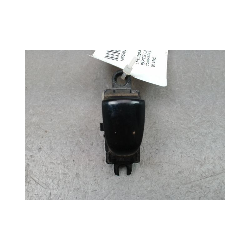 COMMANDE LEVE-GLACE PORTE AVD NISSAN X-TRAIL