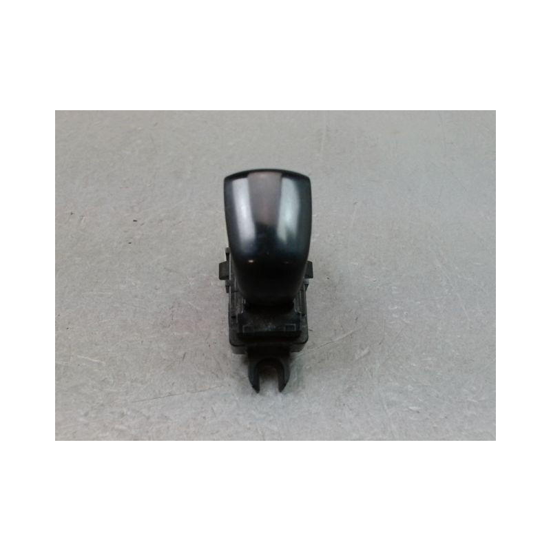 COMMANDE LEVE-GLACE PORTE ARD NISSAN X-TRAIL