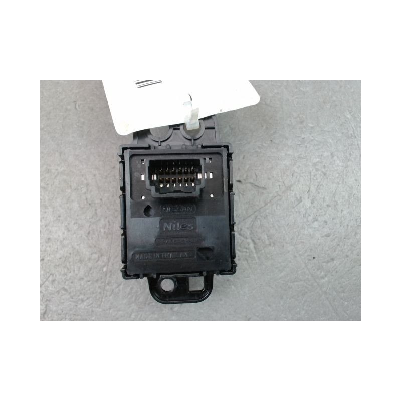 INTERIEUR COMMANDE FREIN A MAIN NISSAN X-TRAIL