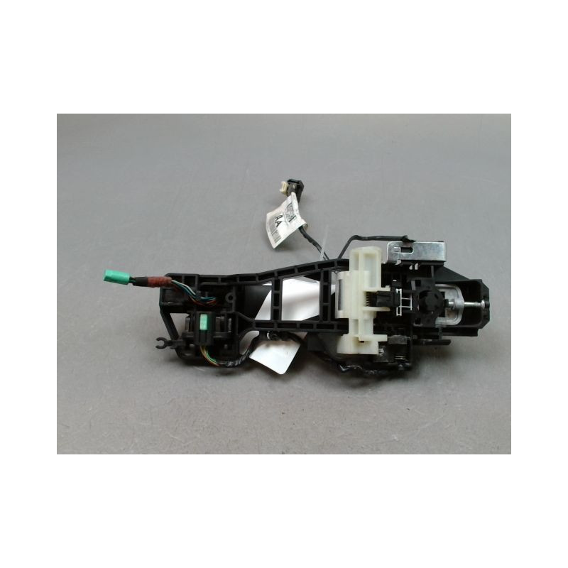 POIGNEE EXTERIEURE PORTE AVANT DROIT FORD KUGA