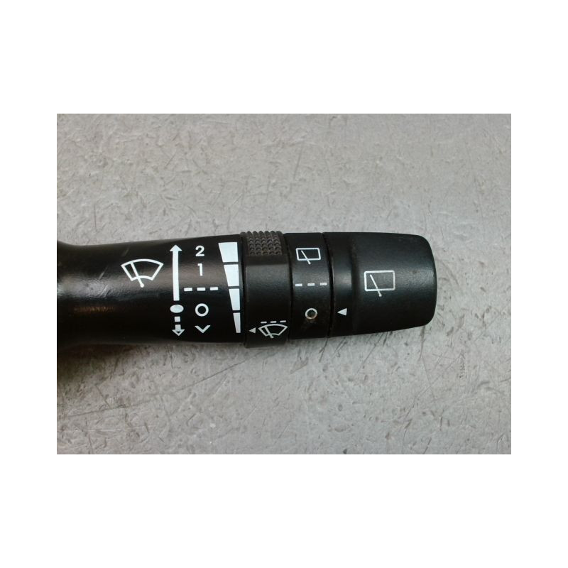 COMMANDE ESSUIE GLACE KIA VENGA 09-