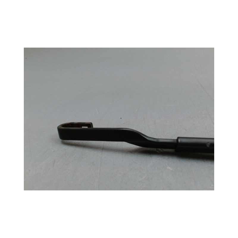 BRAS ESSUIE-GLACE AVANT GAUCHE TOYOTA AURIS I Phase 1 2007-2010