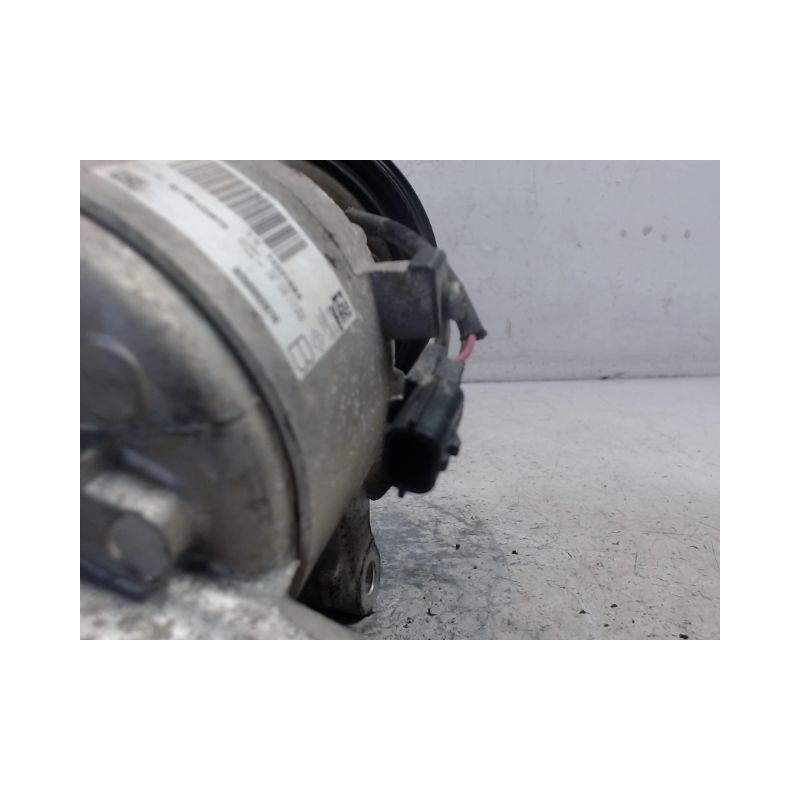 COMPRESSEUR AIR CONDITIONNE DACIA SANDERO 2008-