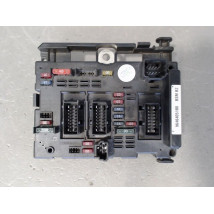 BOITE A FUSIBLES PEUGEOT 307