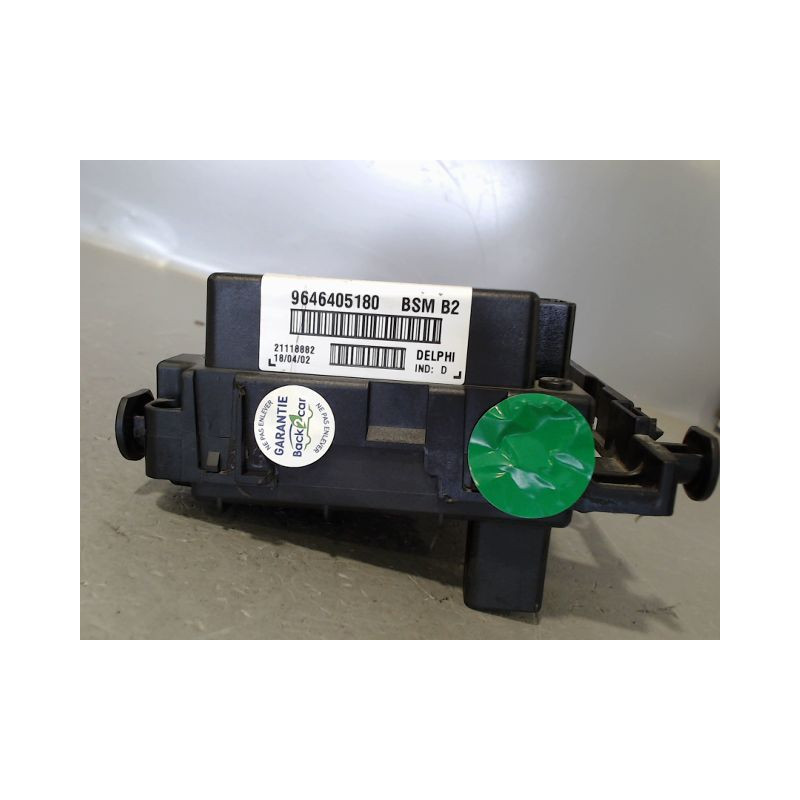 BOITE A FUSIBLES PEUGEOT 307