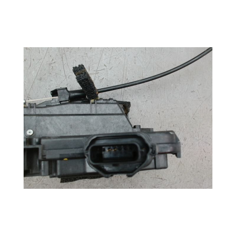 SYSTEME CONDAMNATION AVANT DROIT NISSAN MICRA 2009-