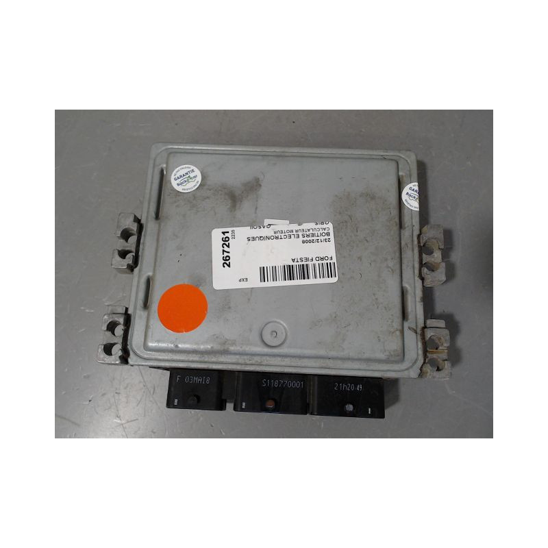 CALCULATEUR MOTEUR FORD FIESTA