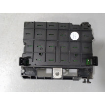 BOITE A FUSIBLES PEUGEOT 206