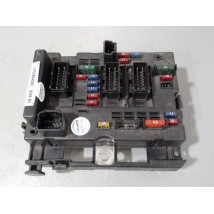 BOITE A FUSIBLES PEUGEOT 307