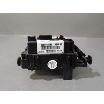 BOITE A FUSIBLES PEUGEOT 307