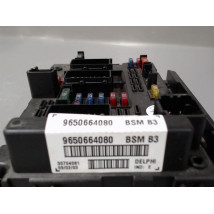 BOITE A FUSIBLES PEUGEOT 307