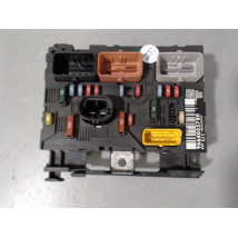 BOITE A FUSIBLES PEUGEOT 307