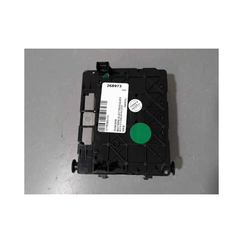 BOITE A FUSIBLES CITROEN C3