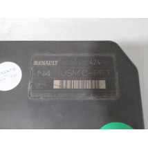 BOITE A FUSIBLES RENAULT MEGANE