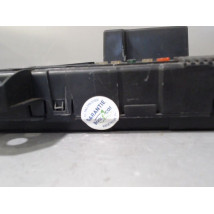 BOITE A FUSIBLES RENAULT MEGANE