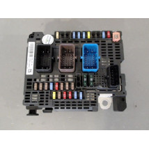 BOITE A FUSIBLES PEUGEOT 3008 2009-