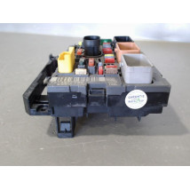 BOITE A FUSIBLES PEUGEOT 5008