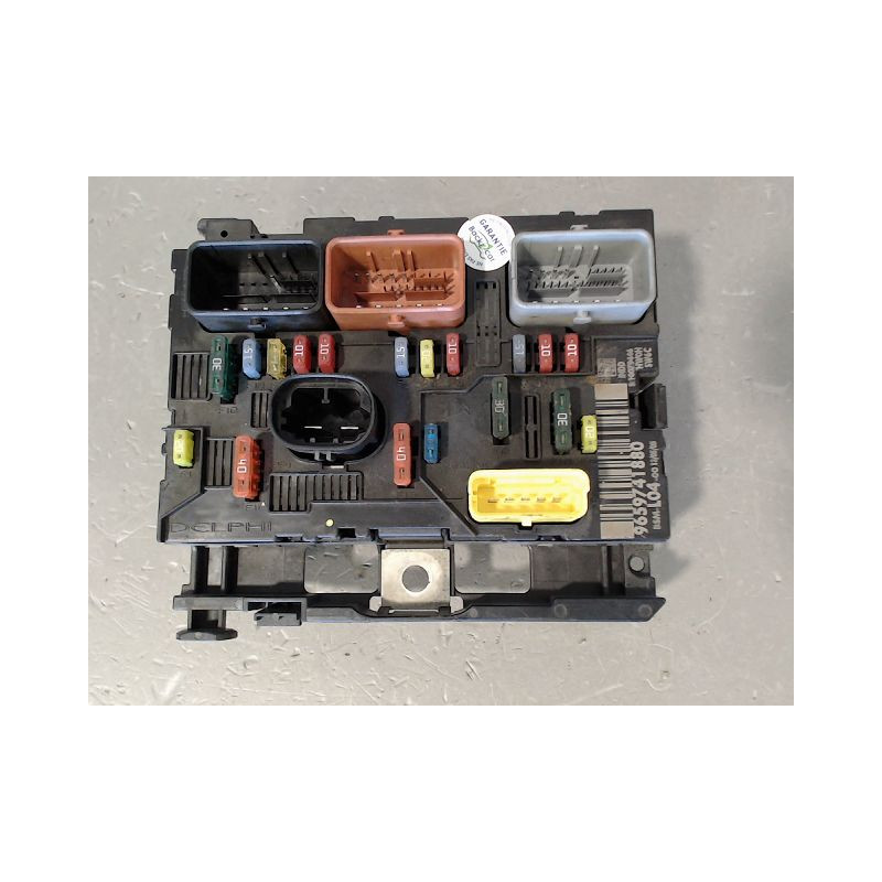 BOITE A FUSIBLES PEUGEOT 307 CC 03-05