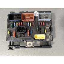 BOITE A FUSIBLES PEUGEOT 307 CC 03-05