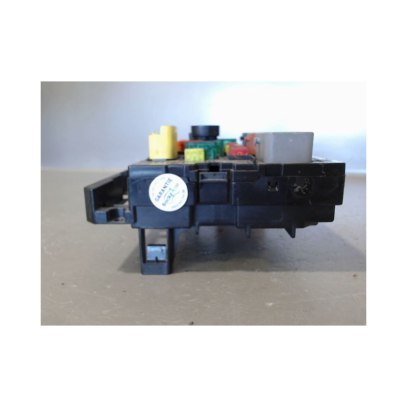 BOITE A FUSIBLES PEUGEOT 307 CC 03-05