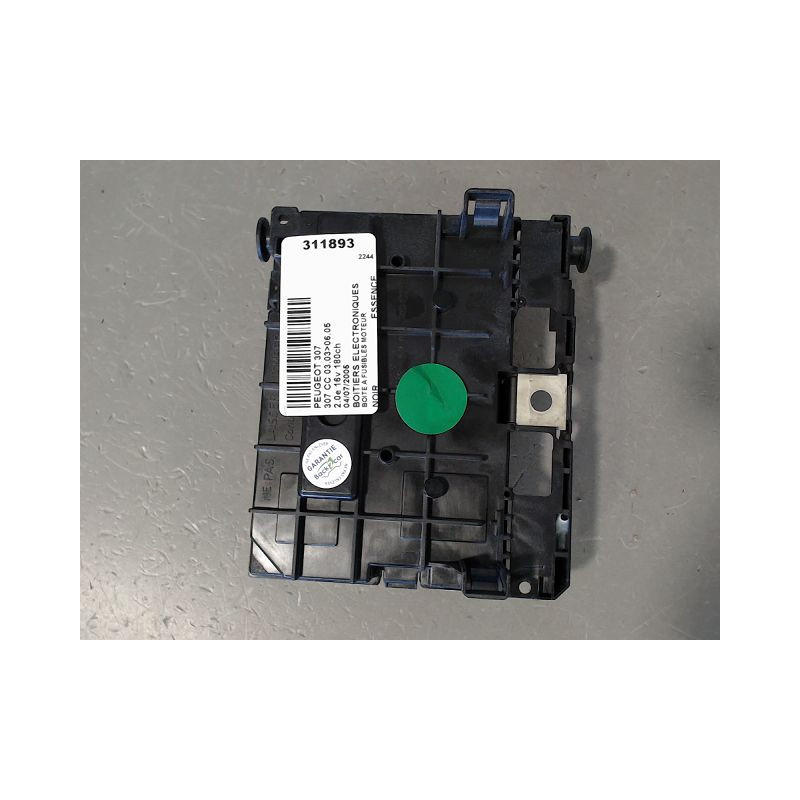 BOITE A FUSIBLES PEUGEOT 307 CC 03-05