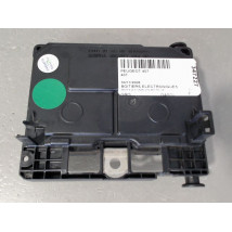 BOITE A FUSIBLES PEUGEOT 407