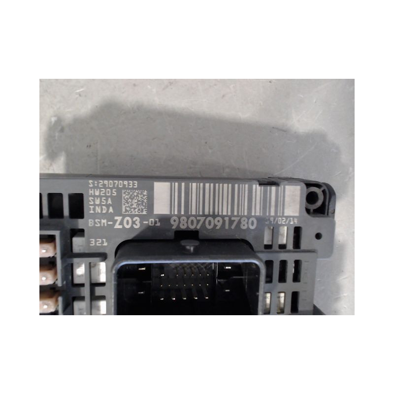 BOITE A FUSIBLES CITROEN C4 PICASSO