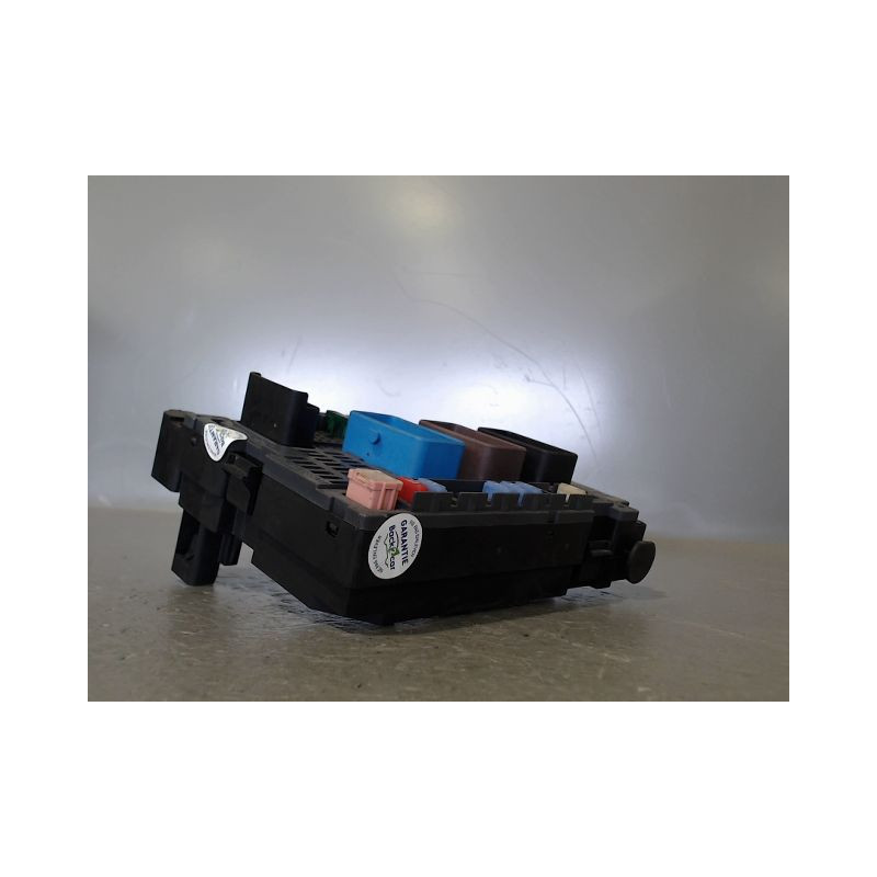BOITE A FUSIBLES CITROEN C4 PICASSO