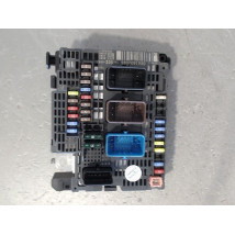 BOITE A FUSIBLES CITROEN C4 PICASSO
