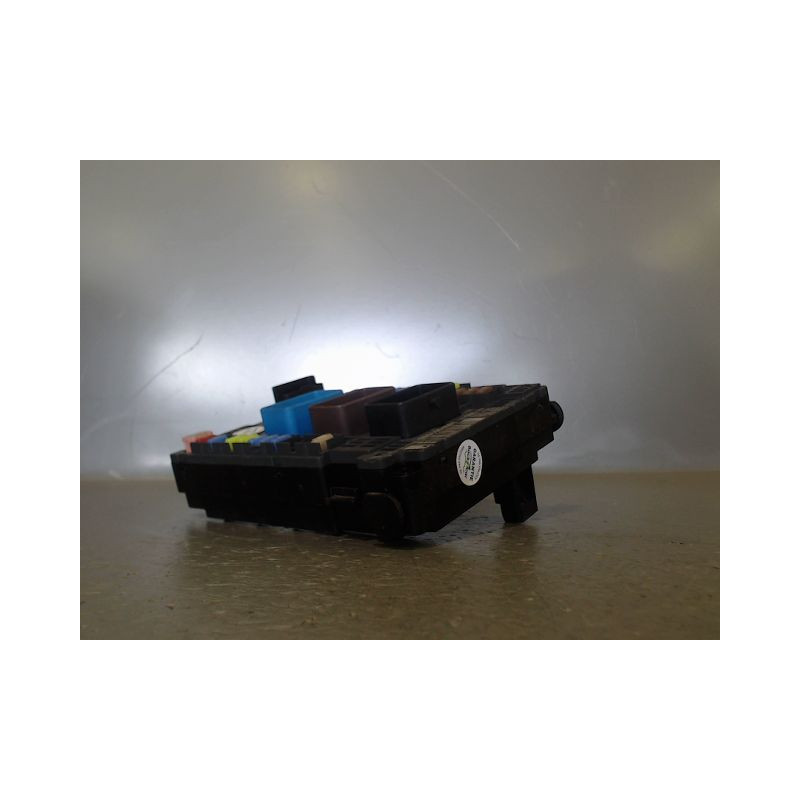 BOITE A FUSIBLES CITROEN C4 PICASSO